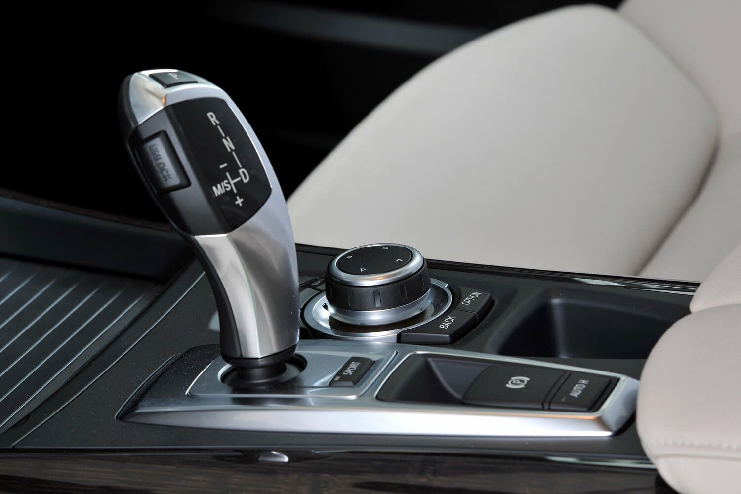 BMW X5 II (E70) Рестайлинг Внедорожник 5 дв., фото 13