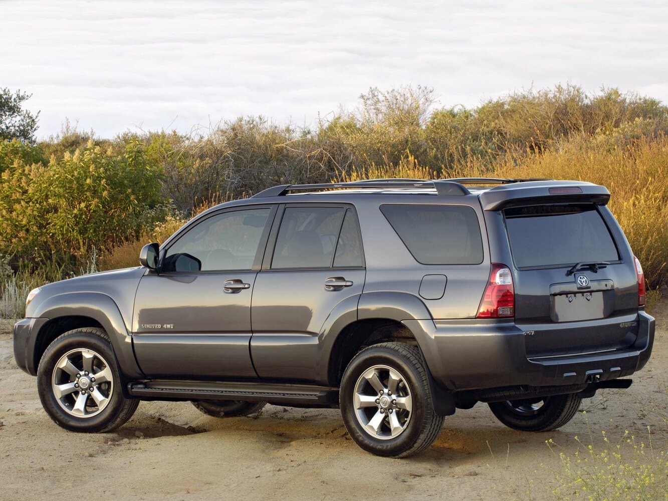 Toyota 4Runner IV Рестайлинг Внедорожник 5 дв., фото 2