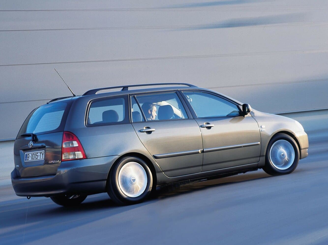 Toyota Corolla IX (E120, E130) Универсал 5 дв., фото 2
