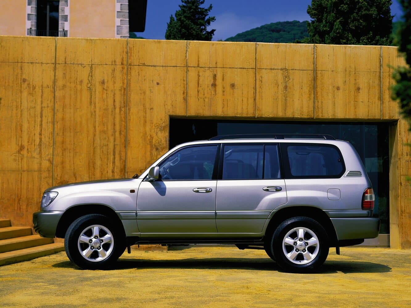 Toyota Land Cruiser 100 Series Рестайлинг 2 Внедорожник 5 дв., фото 2