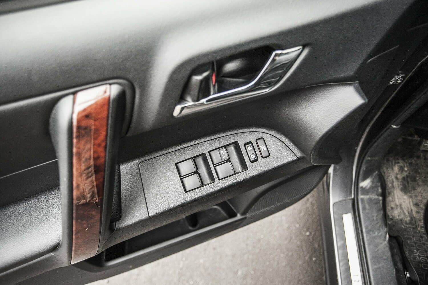 Toyota Highlander II (U40) Рестайлинг Внедорожник 5 дв., фото 12