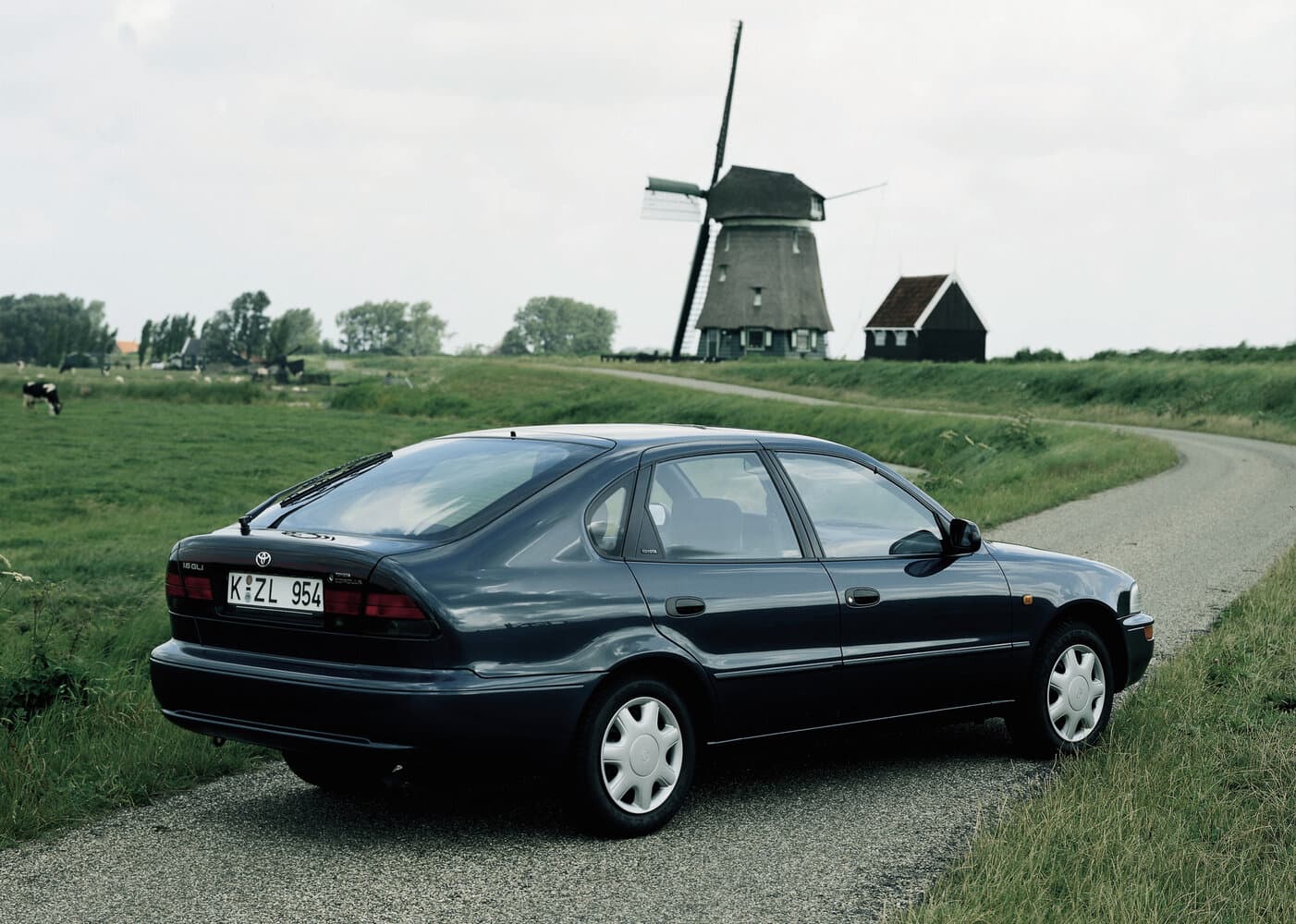 Toyota Corolla VII (E100) Лифтбек Liftback, фото 2