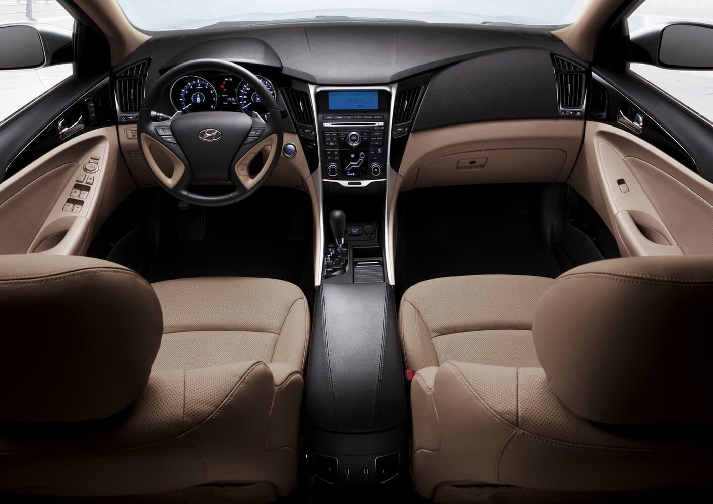 Hyundai Sonata VI (YF) Седан, фото 6