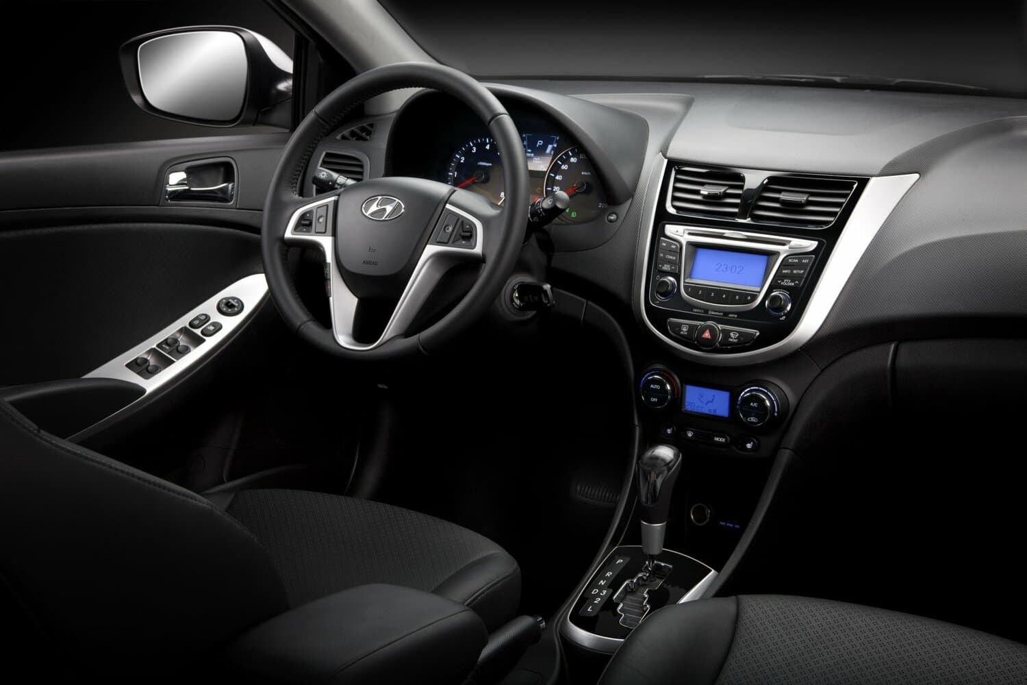 Hyundai Solaris I Седан, фото 7