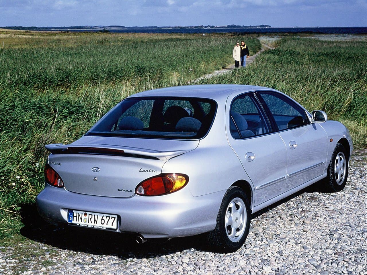 Hyundai Elantra II (J2, J3) Седан, фото 3