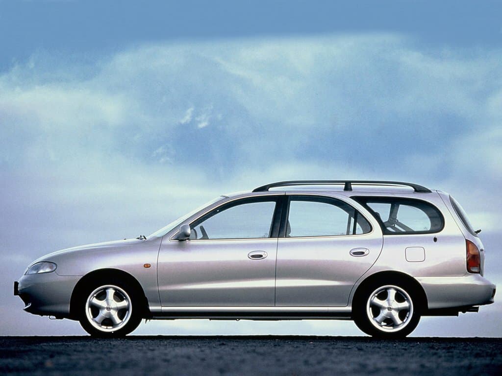 Hyundai Elantra II (J2, J3) Универсал 5 дв., фото 2