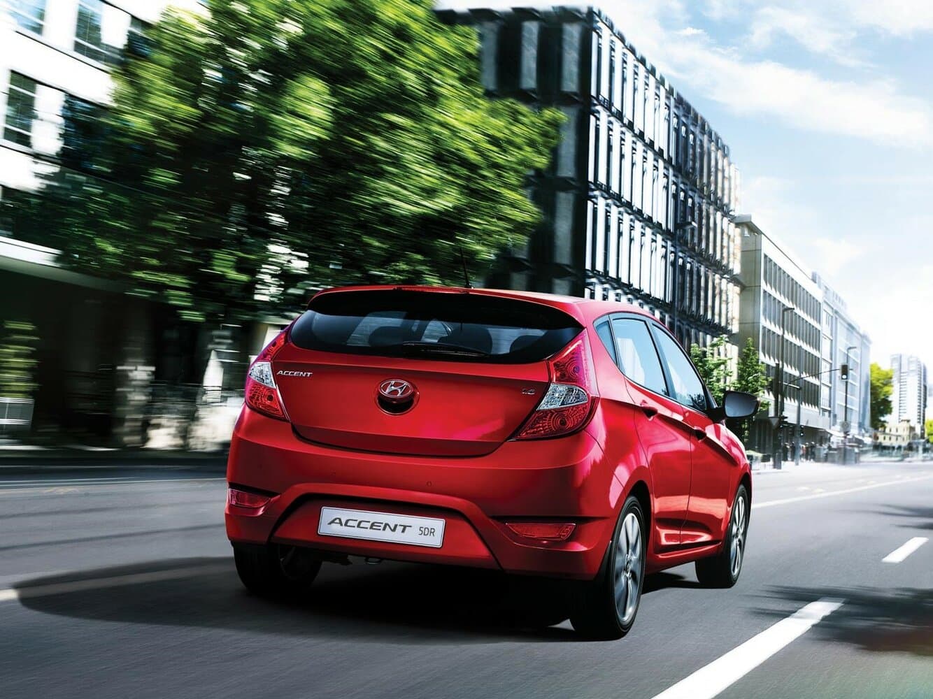 Hyundai Solaris I Хэтчбек 5 дв., фото 3