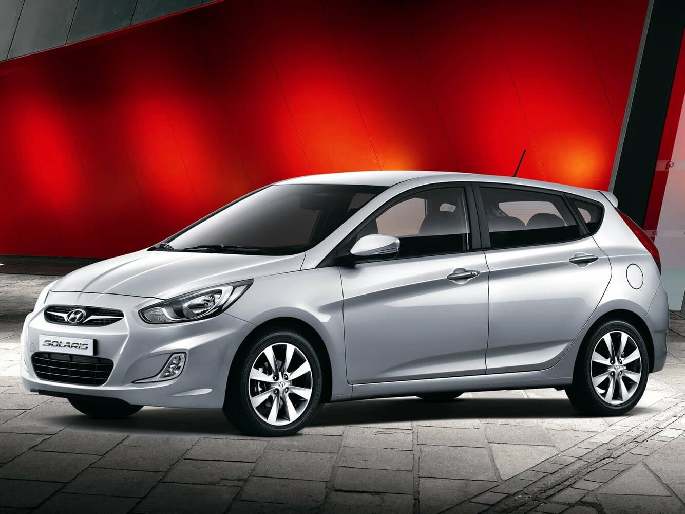 Hyundai Solaris I Хэтчбек 5 дв.