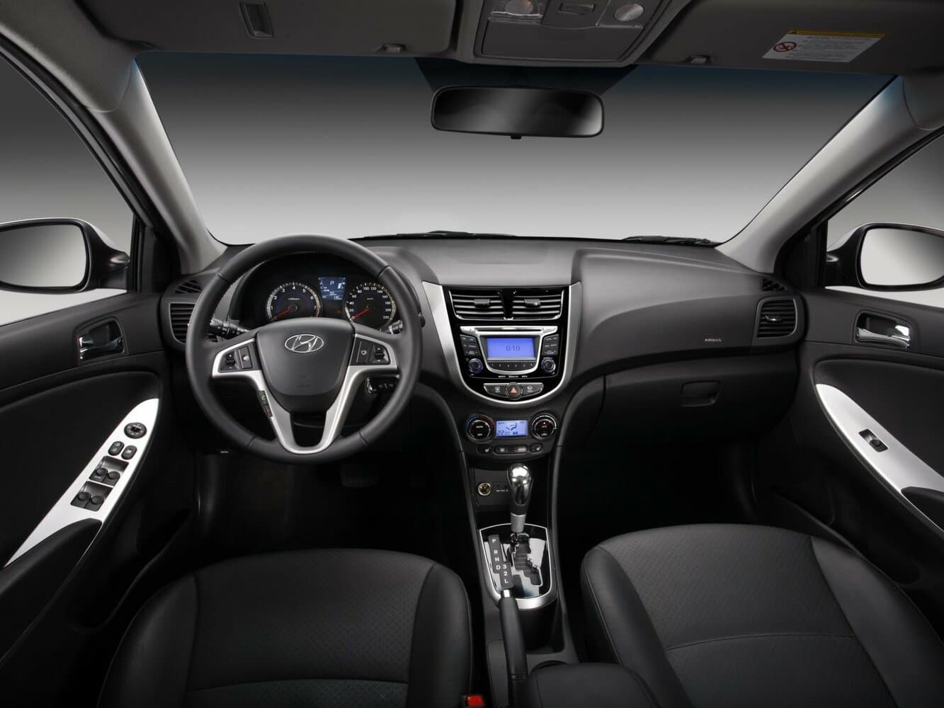 Hyundai Solaris I Хэтчбек 5 дв., фото 5