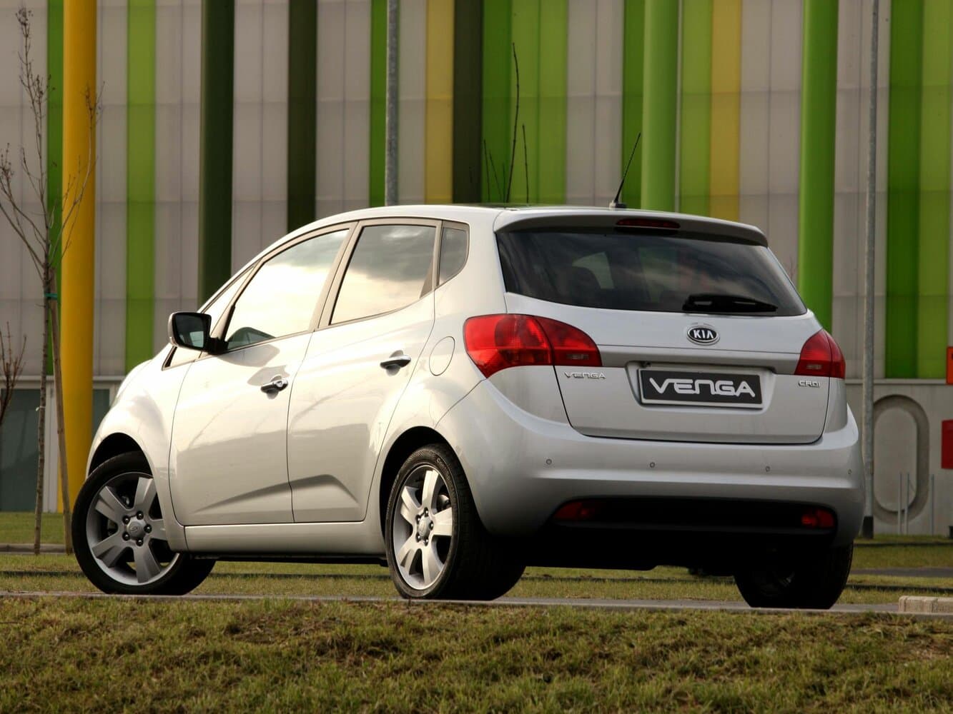 Kia Venga I Компактвэн, фото 5