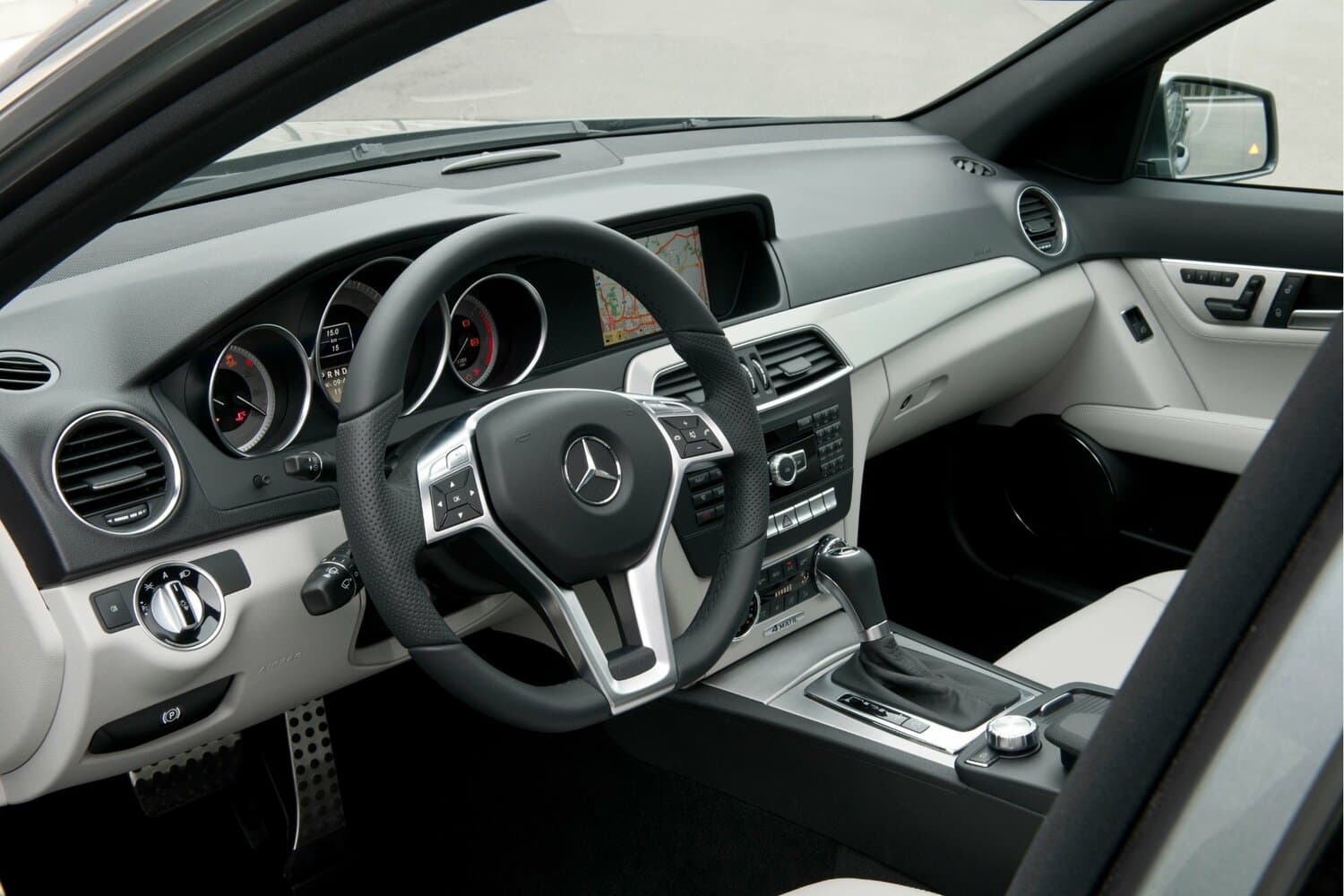 Mercedes-Benz C-Class III (W204) Рестайлинг Универсал 5 дв., фото 9