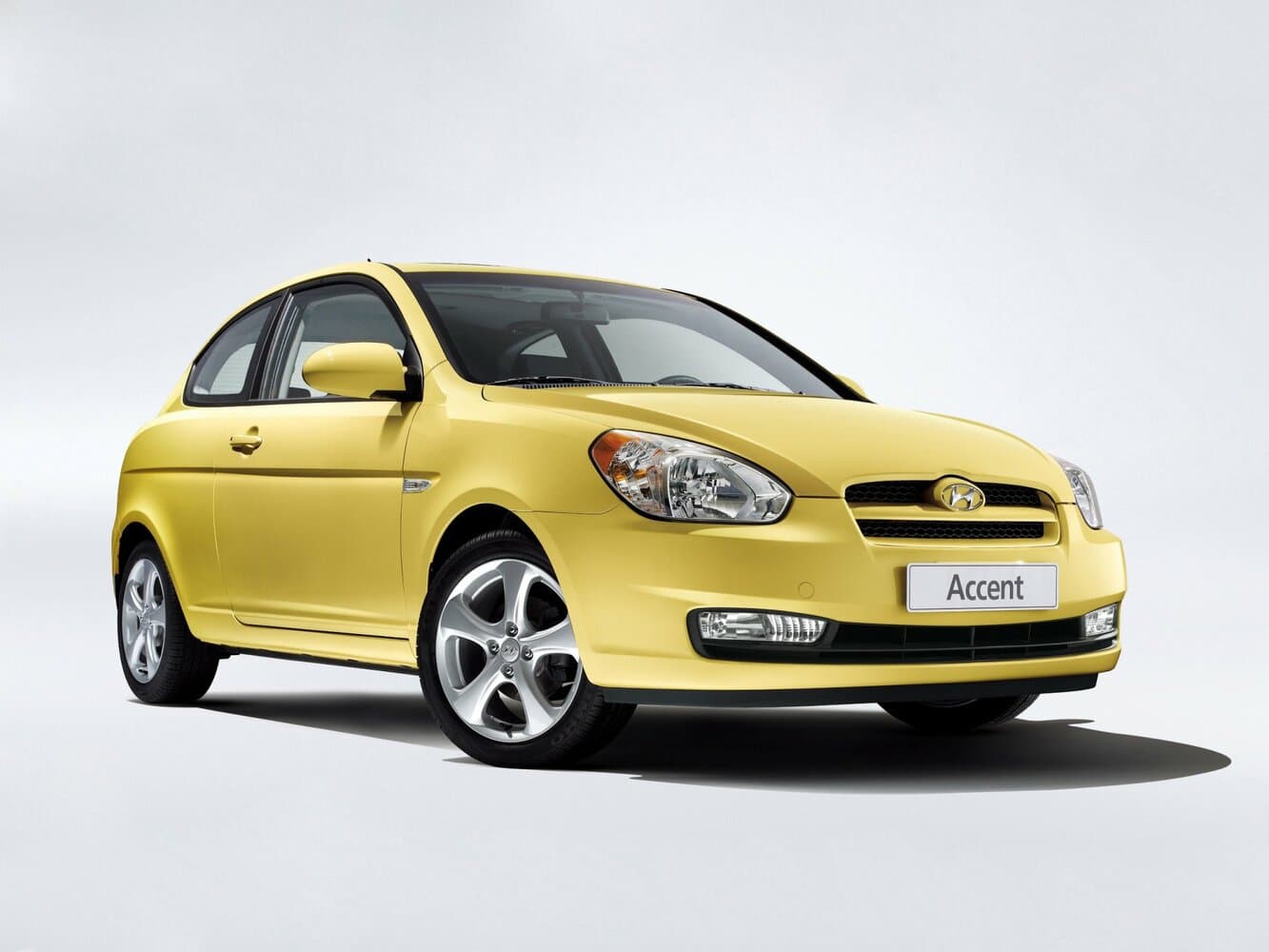 Hyundai Accent III Хэтчбек 3 дв.