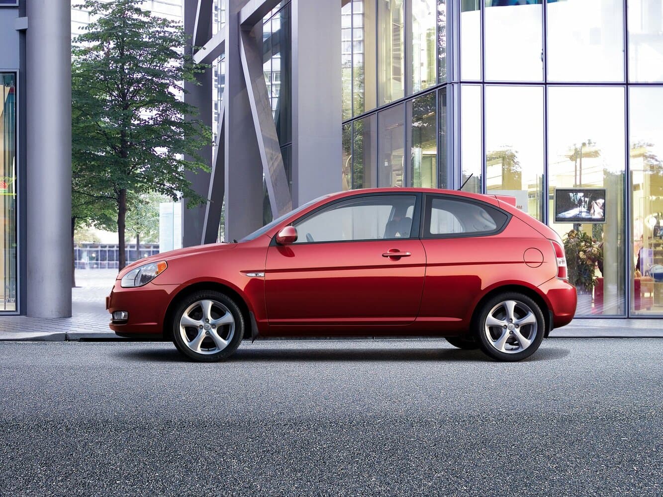 Hyundai Accent III Хэтчбек 3 дв., фото 2