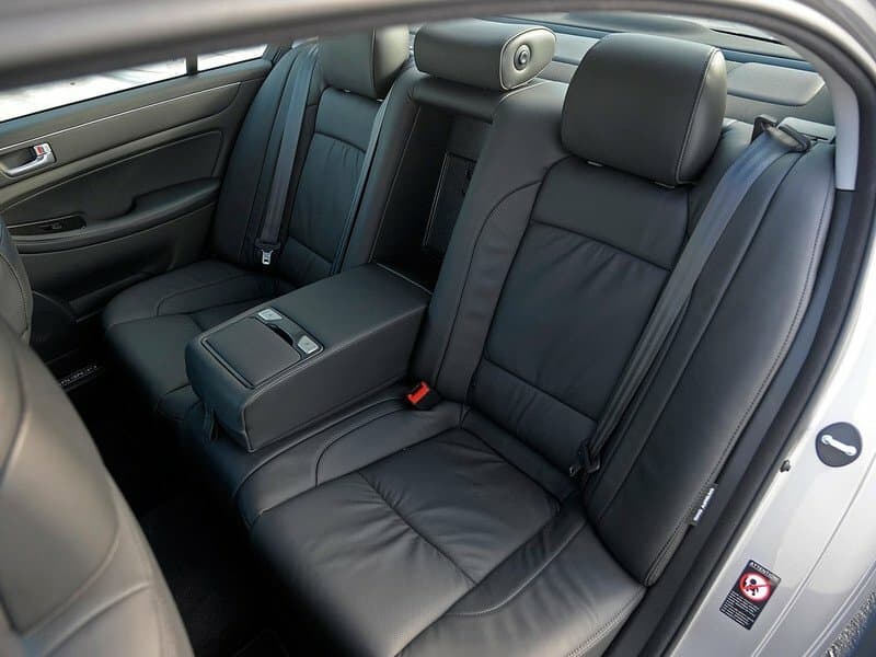 Hyundai Genesis I Рестайлинг Седан, фото 9