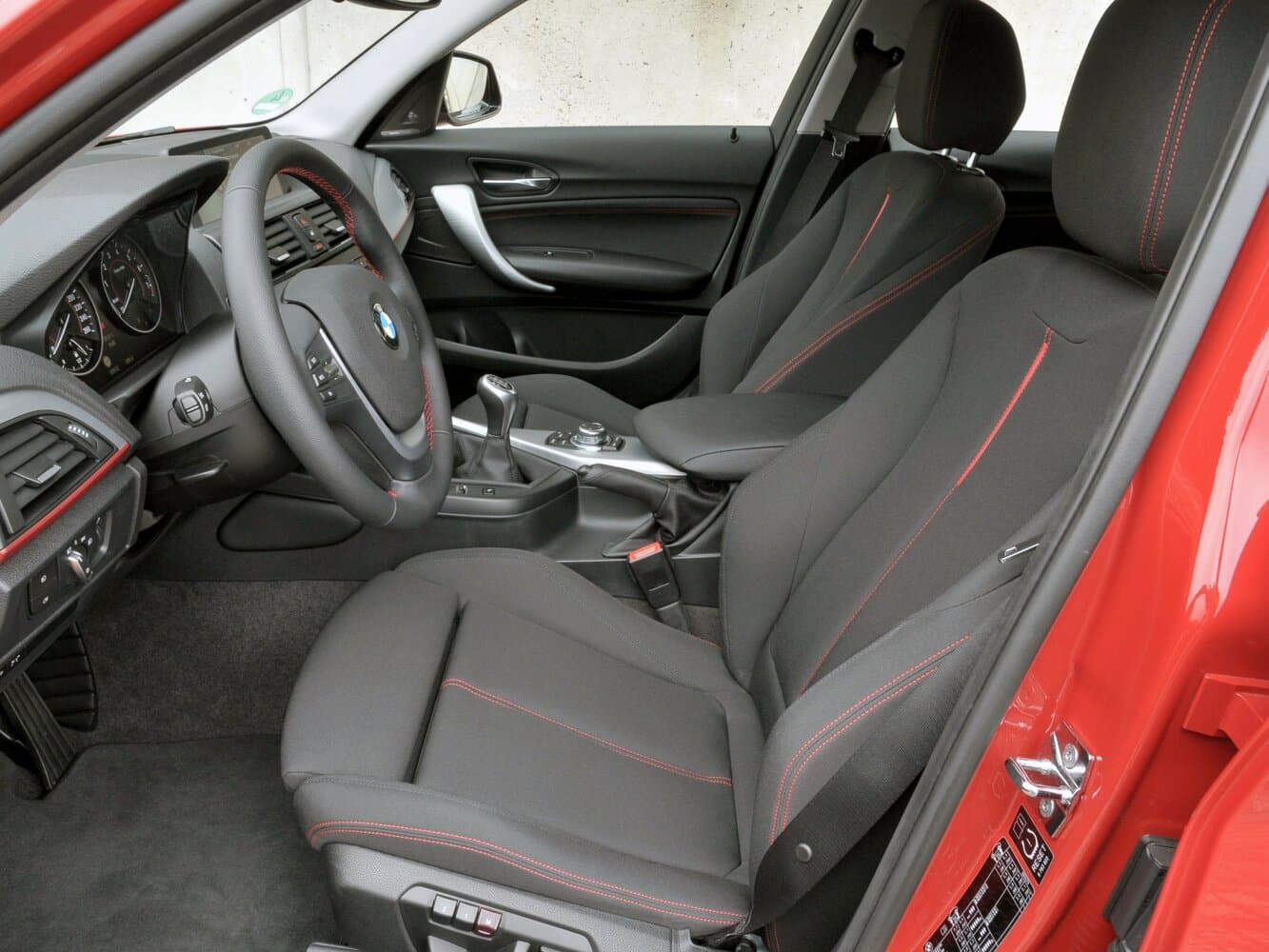 BMW 1 series II (F20/F21) Хэтчбек 5 дв., фото 13