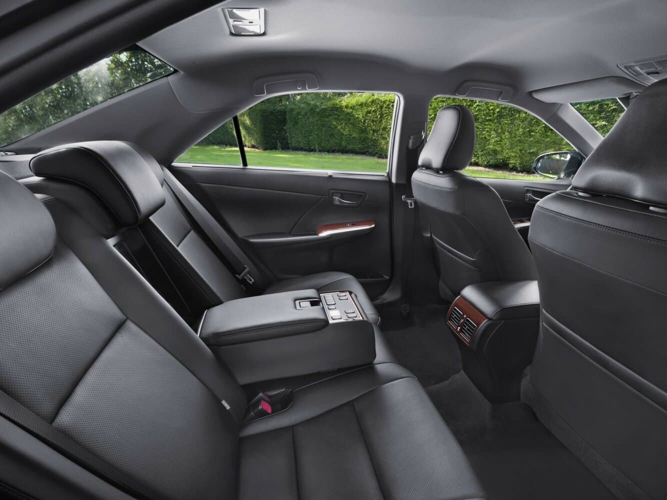 Toyota Camry VII (XV50) Седан, фото 9