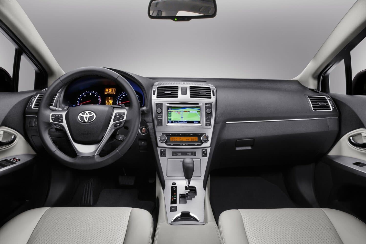 Toyota Avensis III Рестайлинг Седан, фото 5