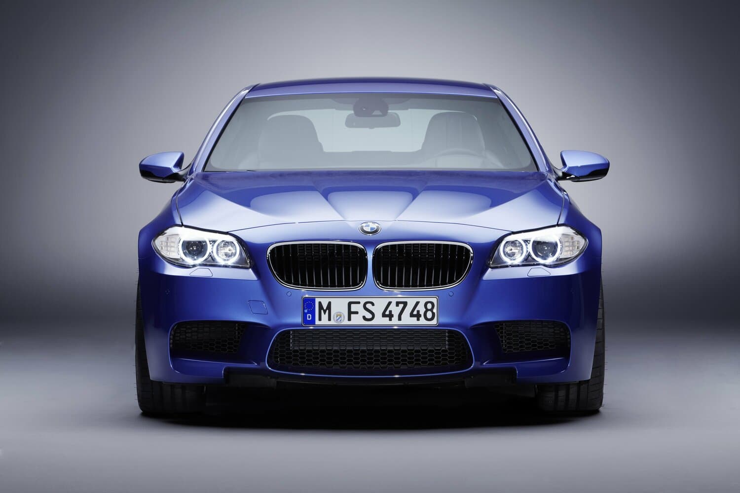 BMW M5 V (F10) Седан, фото 3