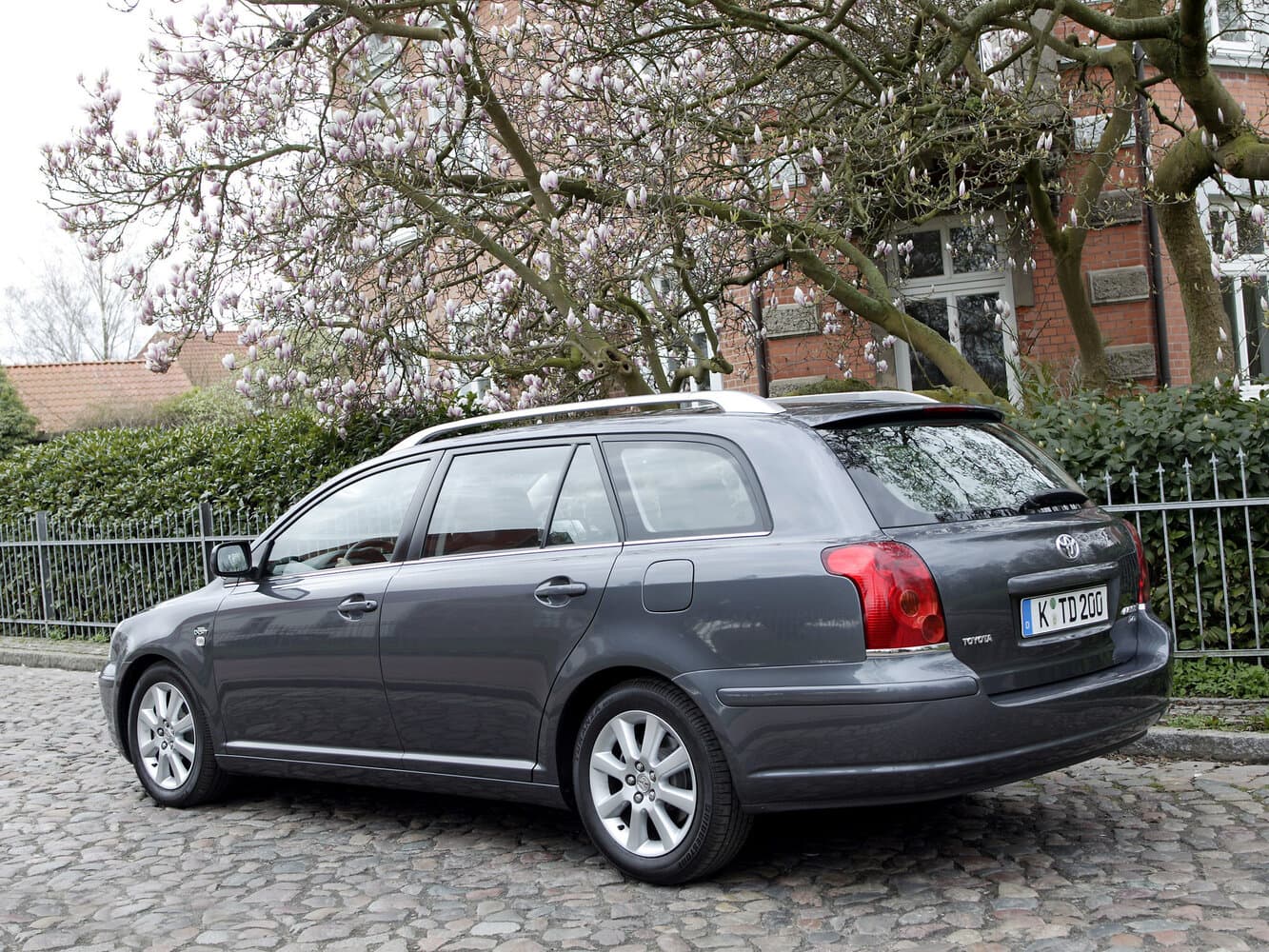 Toyota Avensis II Универсал 5 дв., фото 5