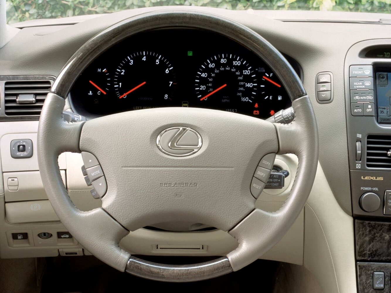 Lexus LS III Седан, фото 7