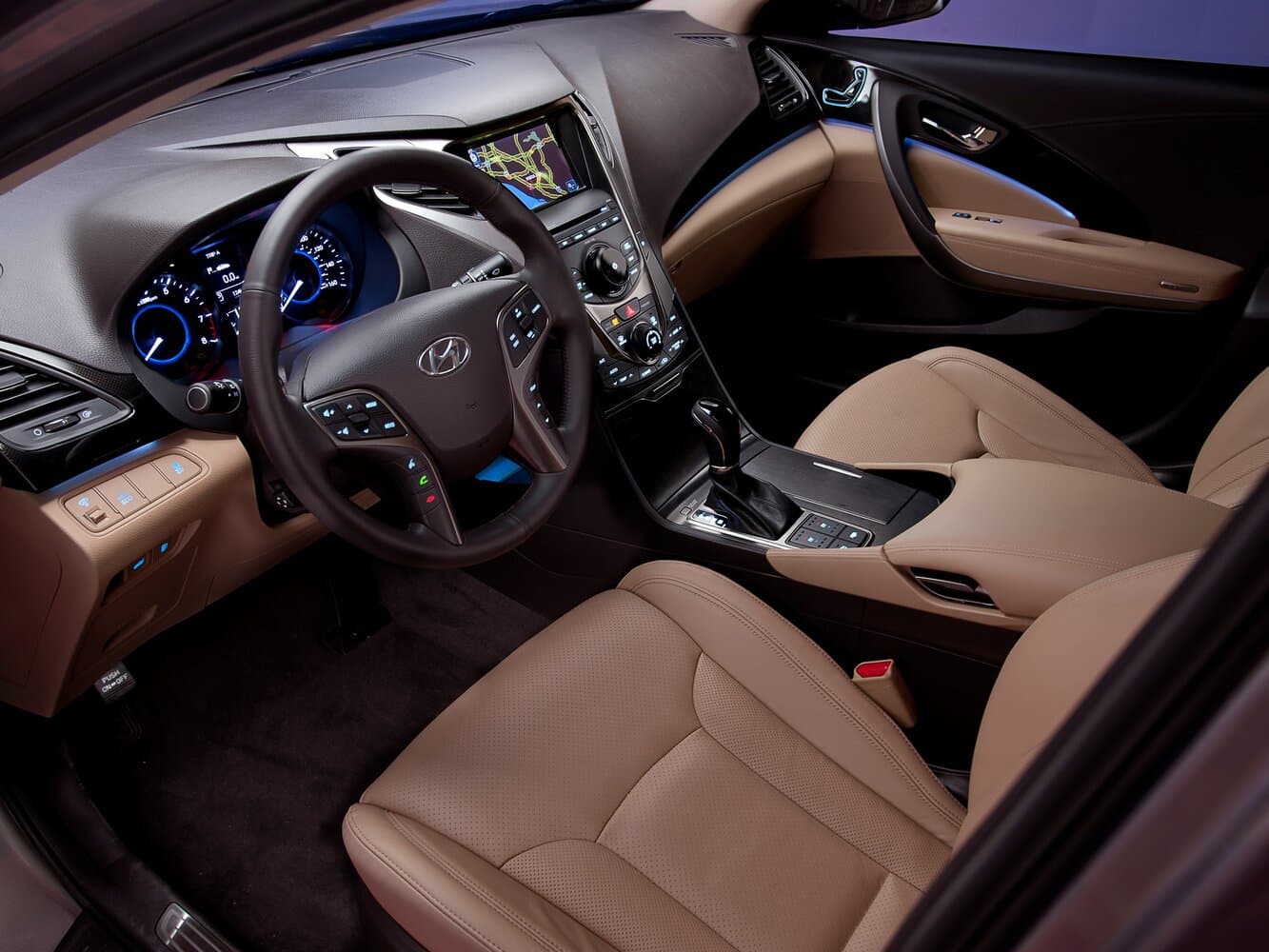 Hyundai Grandeur V Седан, фото 13