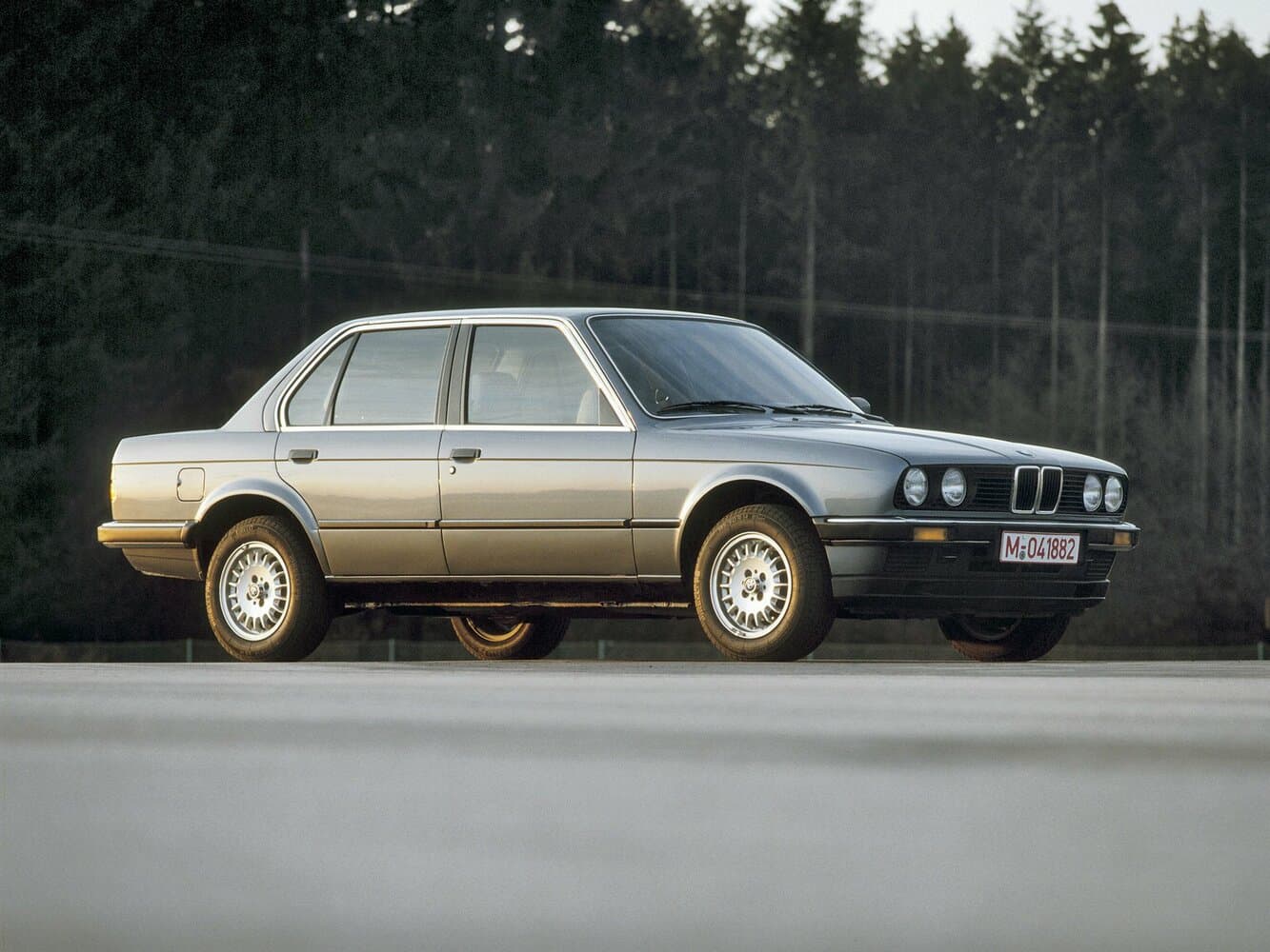 BMW 3 series II (E30)