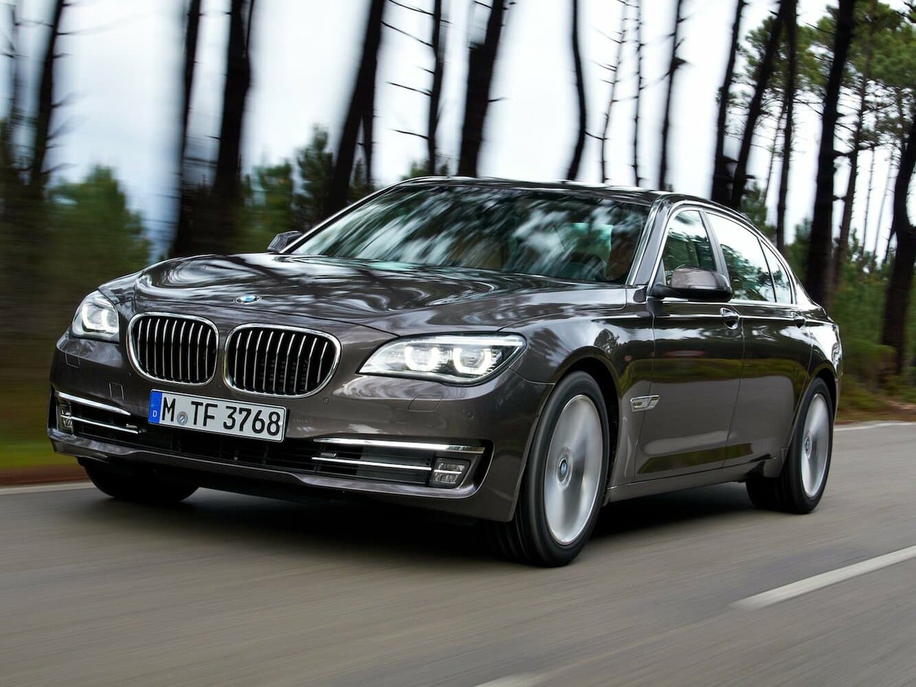 BMW 7 series V (F01/F02/F04) Рестайлинг