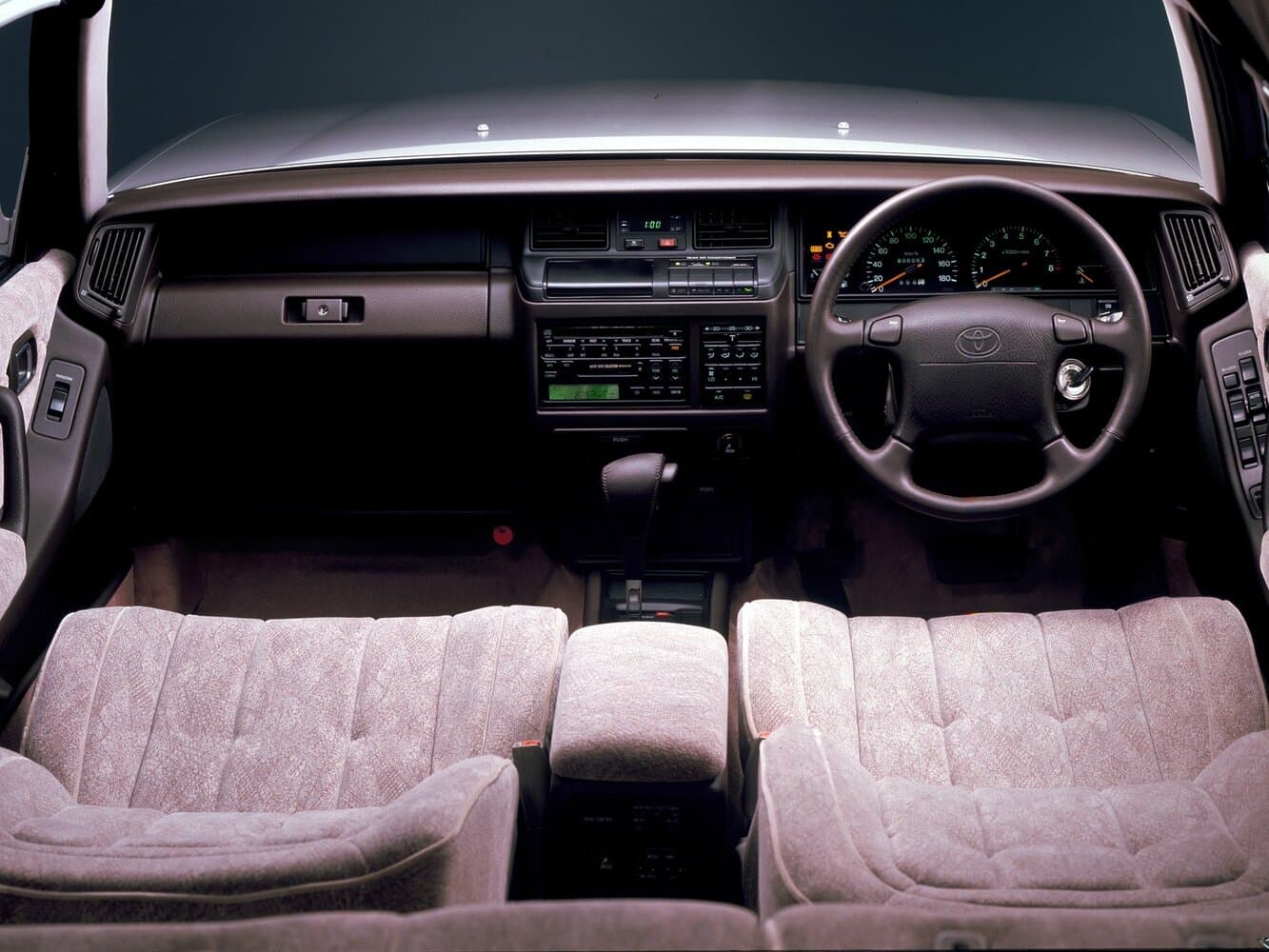 Toyota Crown IX (S140) Универсал 5 дв., фото 3