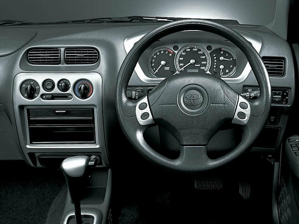 Toyota Cami  Внедорожник 5 дв., фото 3