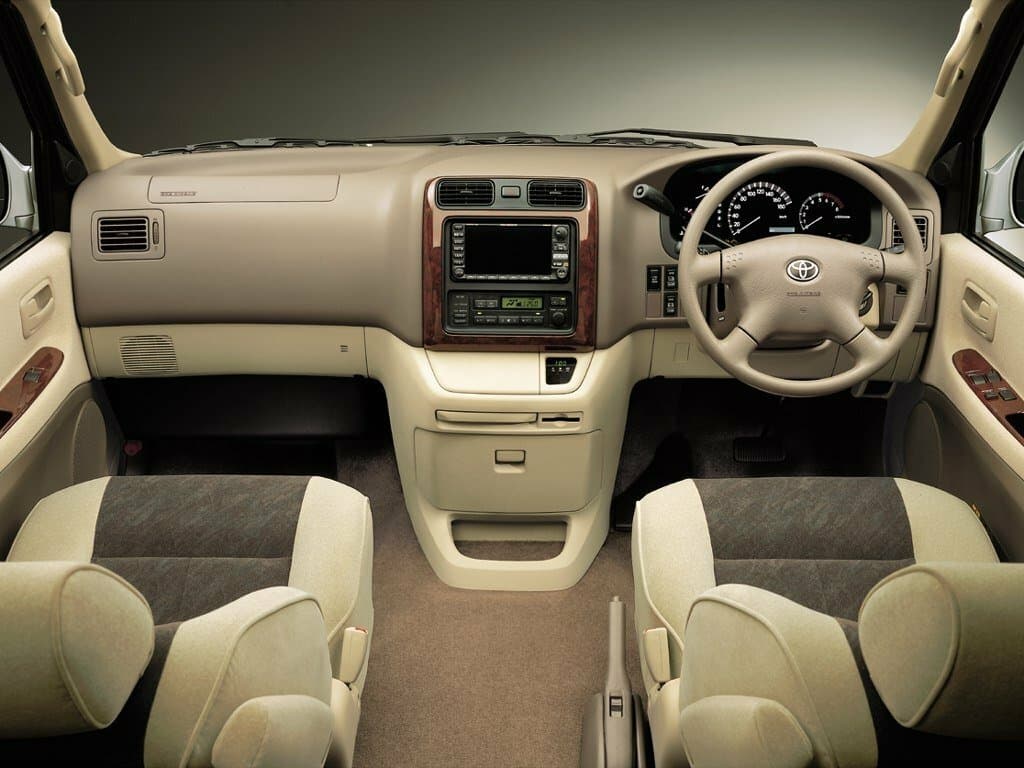 Toyota Granvia I Минивэн, фото 3