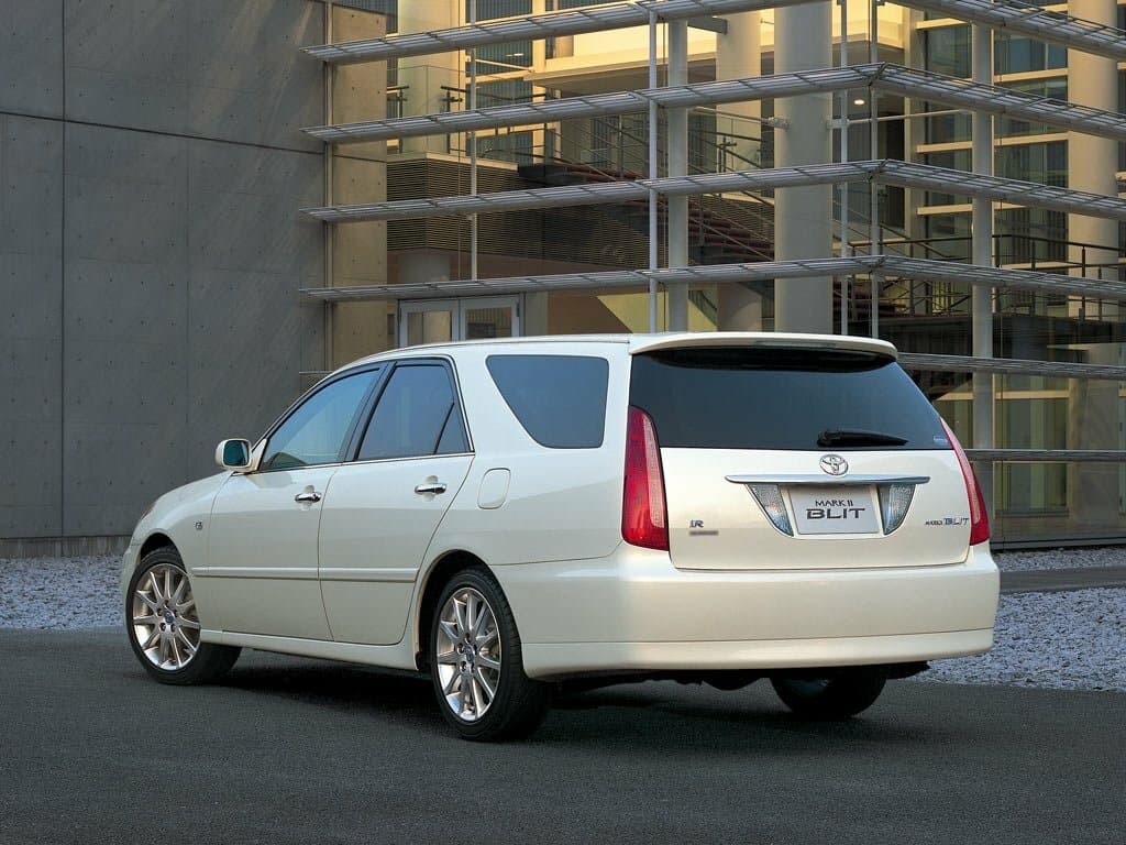 Toyota Mark II IX (X110) Универсал 5 дв. Blit, фото 2