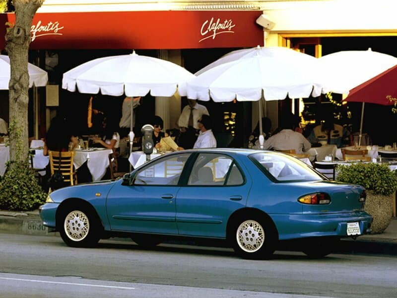 Toyota Cavalier  Седан, фото 2