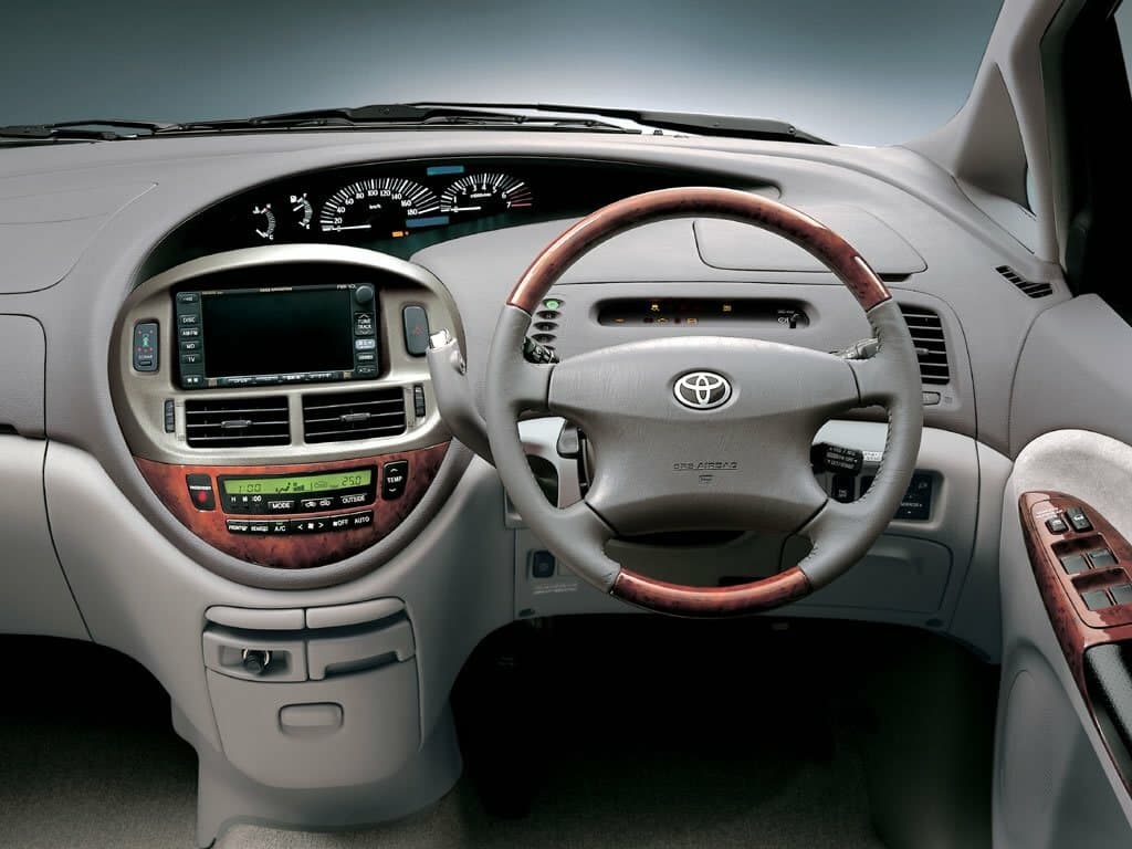 Toyota Estima II Минивэн, фото 3