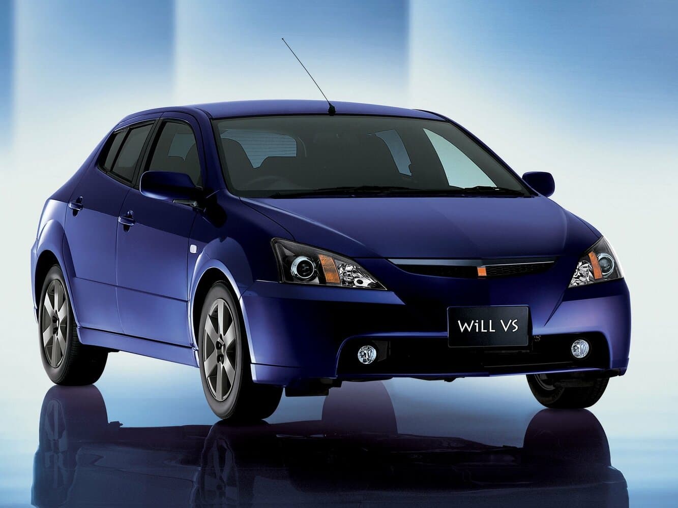Toyota WiLL II (VS) Хэтчбек 5 дв., фото 3
