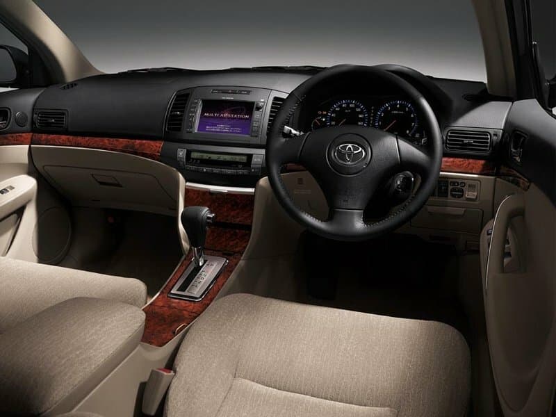 Toyota Premio I (T24) Седан, фото 3