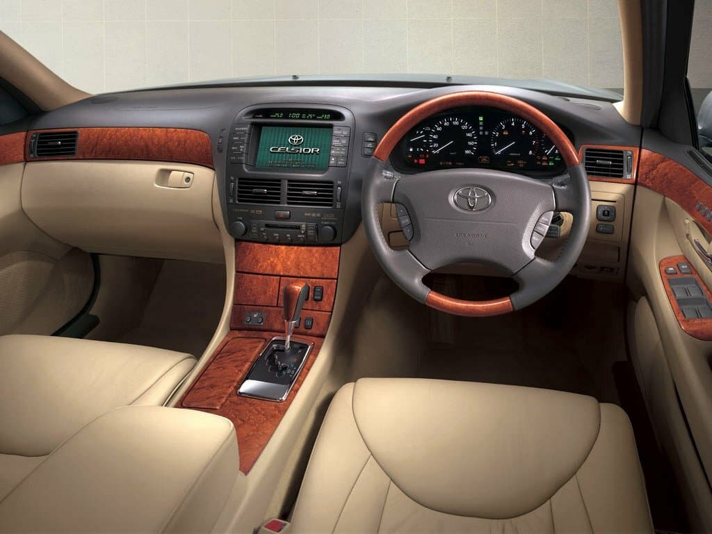 Toyota Celsior III (F30) Седан, фото 3