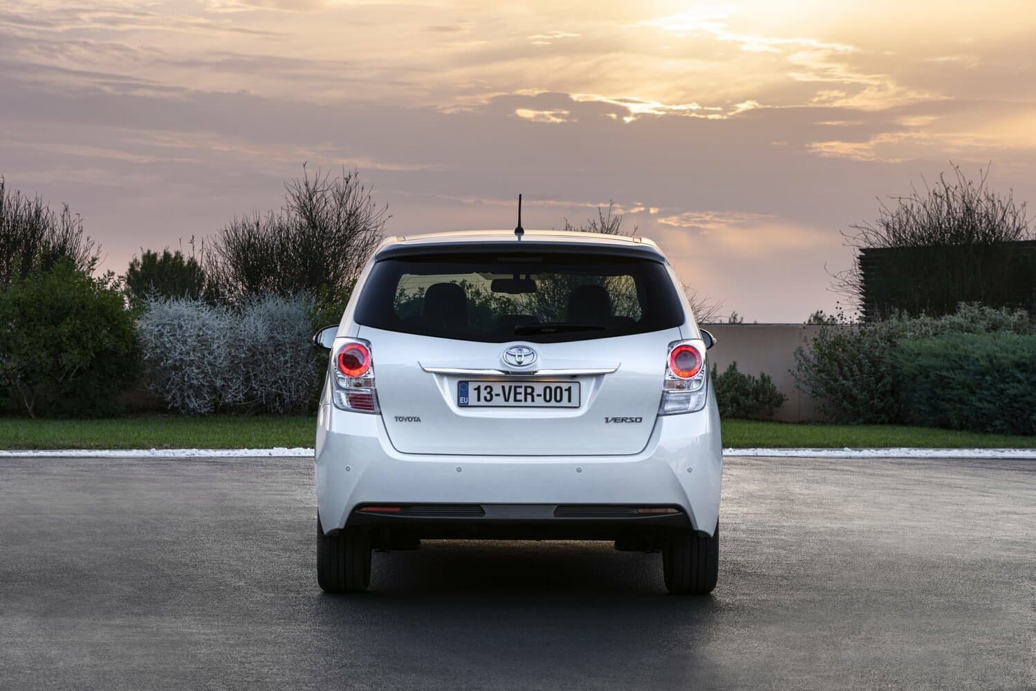 Toyota Verso I Рестайлинг Компактвэн, фото 4