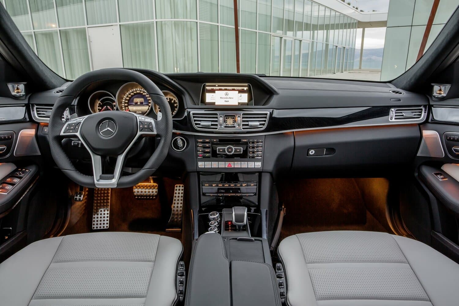 Mercedes-Benz E-Class AMG IV (W212, S212) Рестайлинг Универсал 5 дв., фото 6