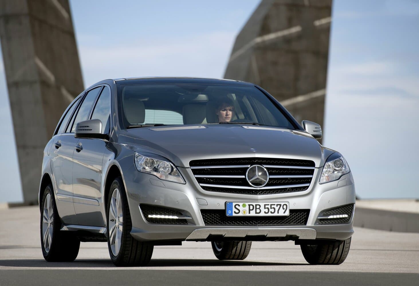 Mercedes-Benz R-Class I Рестайлинг 2 Минивэн, фото 3
