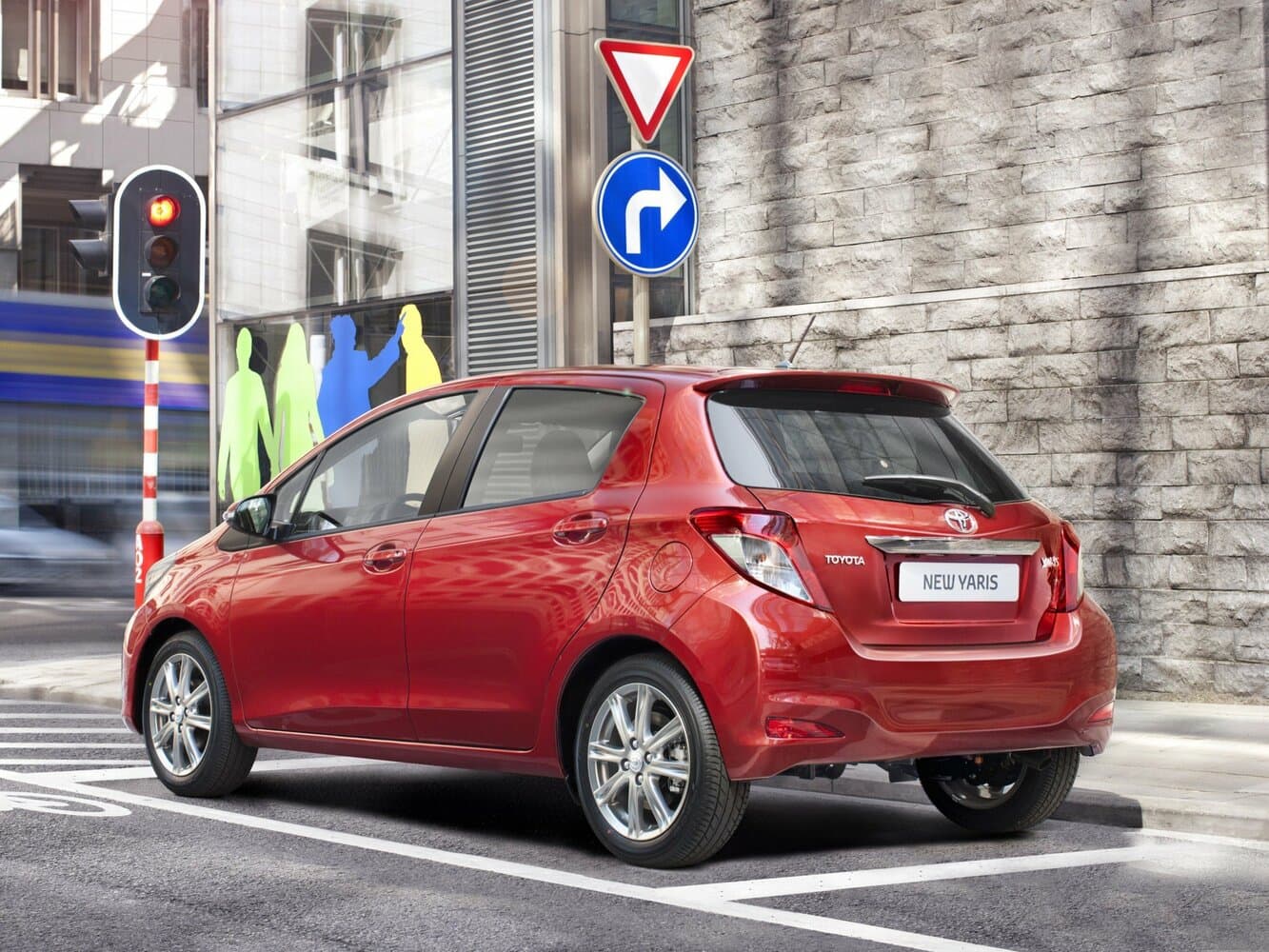 Toyota Yaris III Хэтчбек 5 дв., фото 5