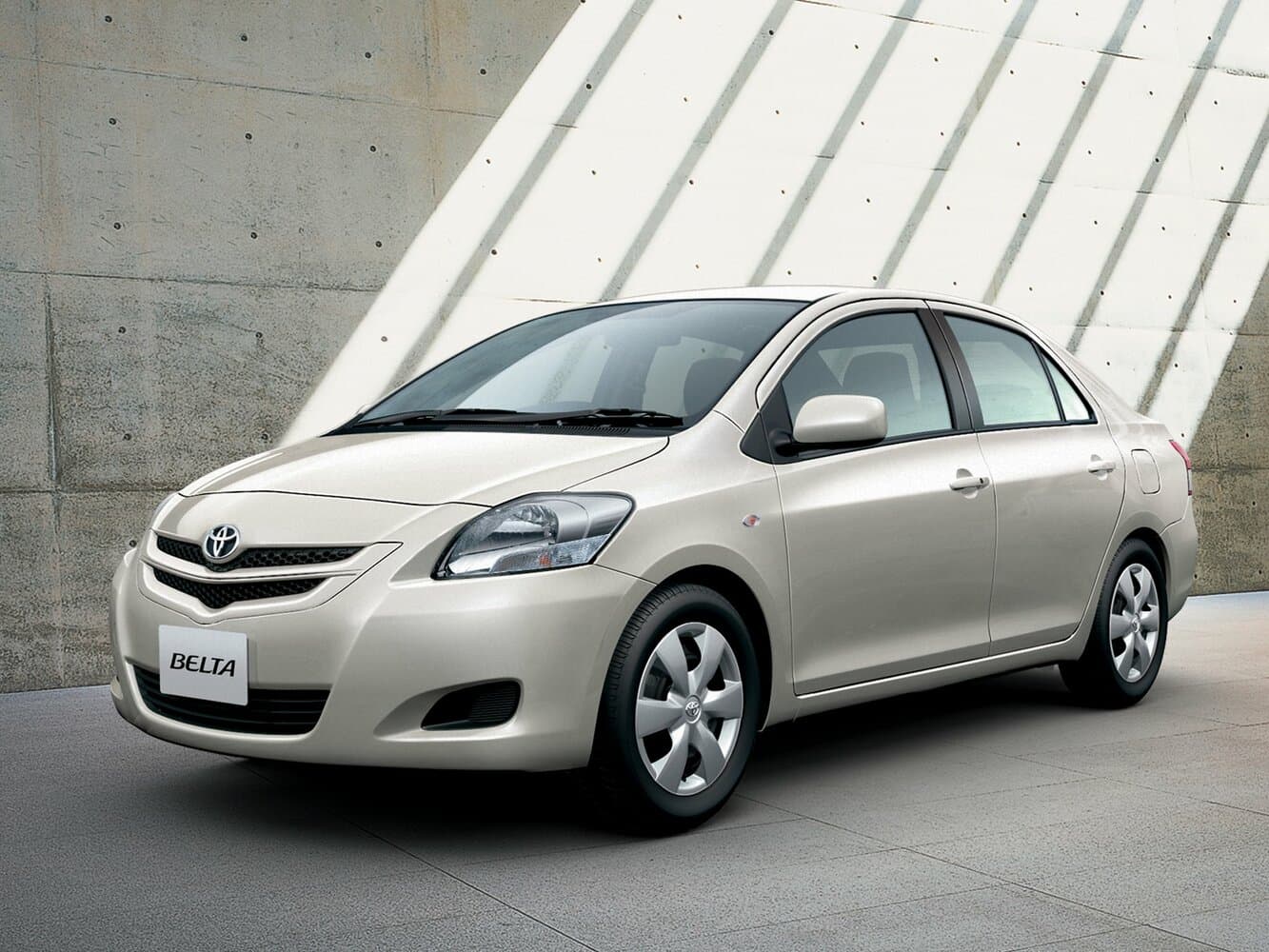 Toyota Belta I