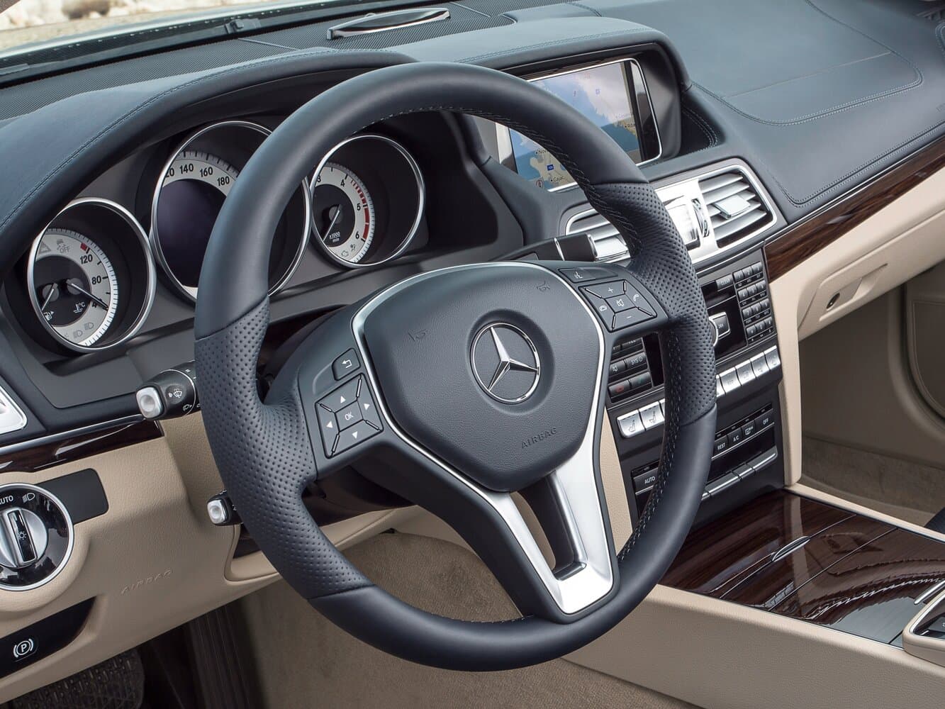 Mercedes-Benz E-Class IV (W212, S212, C207) Рестайлинг Кабриолет, фото 7