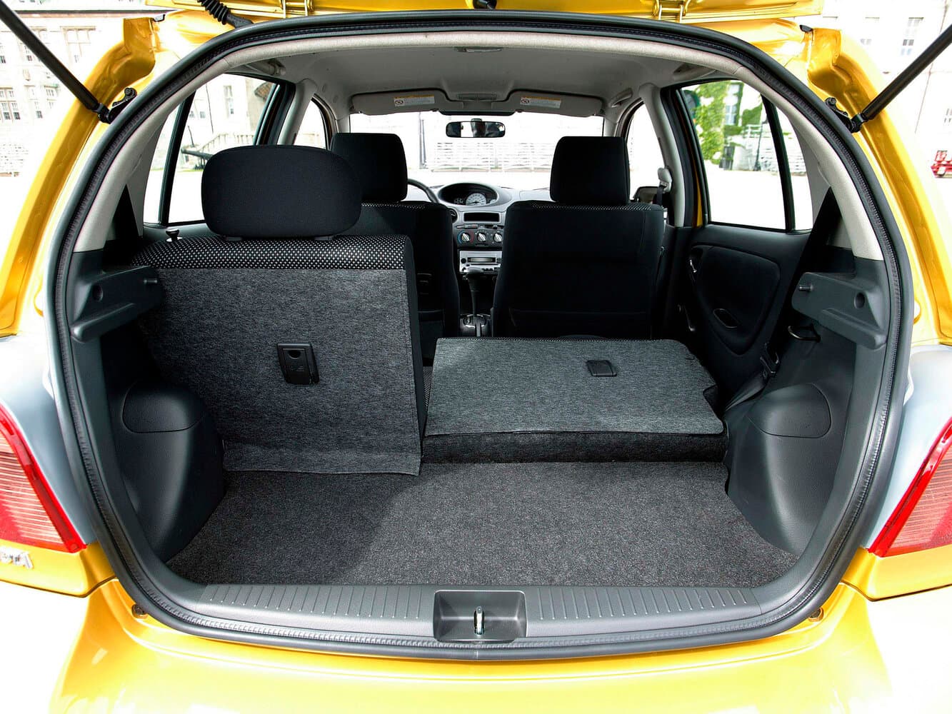 Toyota Echo  Хэтчбек 5 дв., фото 10