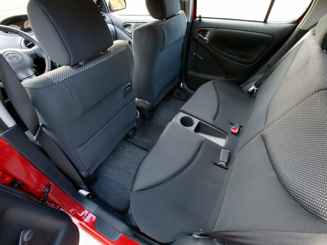 Toyota Echo  Хэтчбек 5 дв., фото 8