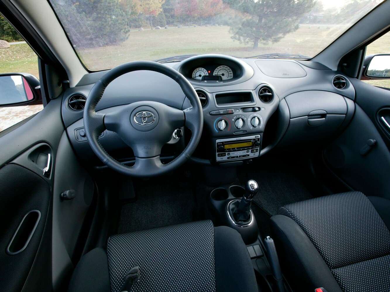 Toyota Echo  Хэтчбек 5 дв., фото 6