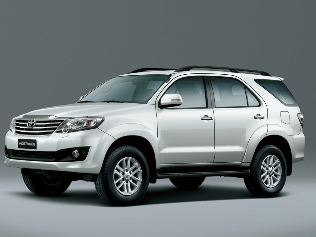 Toyota Fortuner I