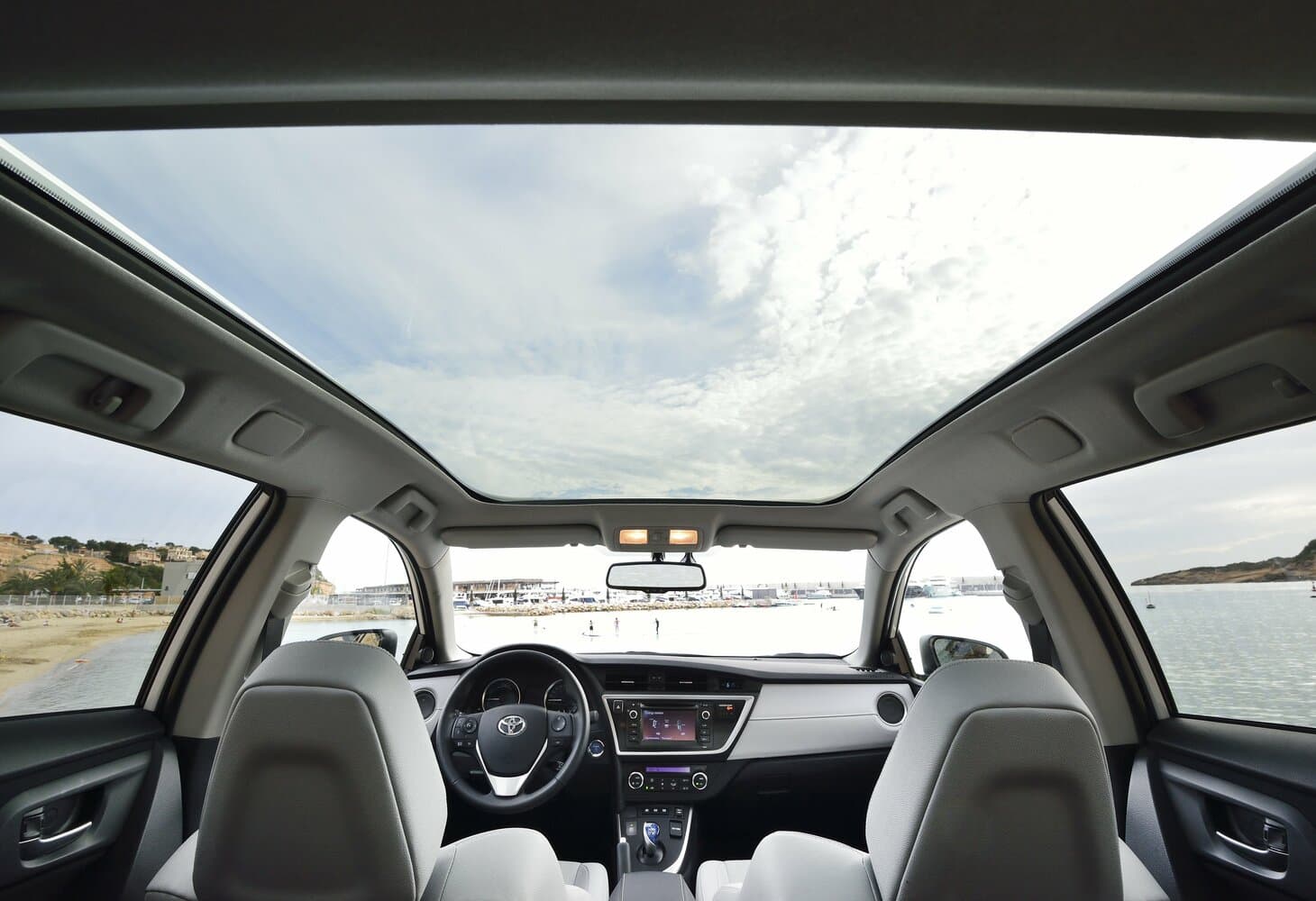 Toyota Auris II Универсал 5 дв., фото 12
