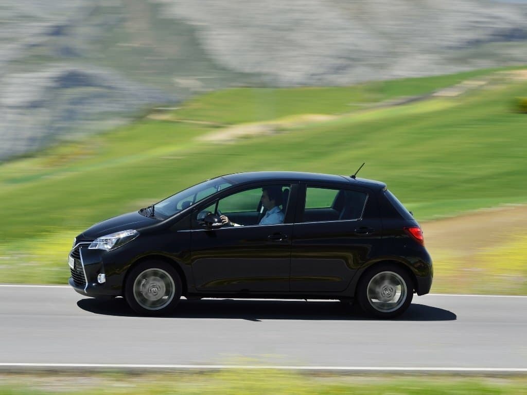 Toyota Yaris III Рестайлинг Хэтчбек 5 дв., фото 2