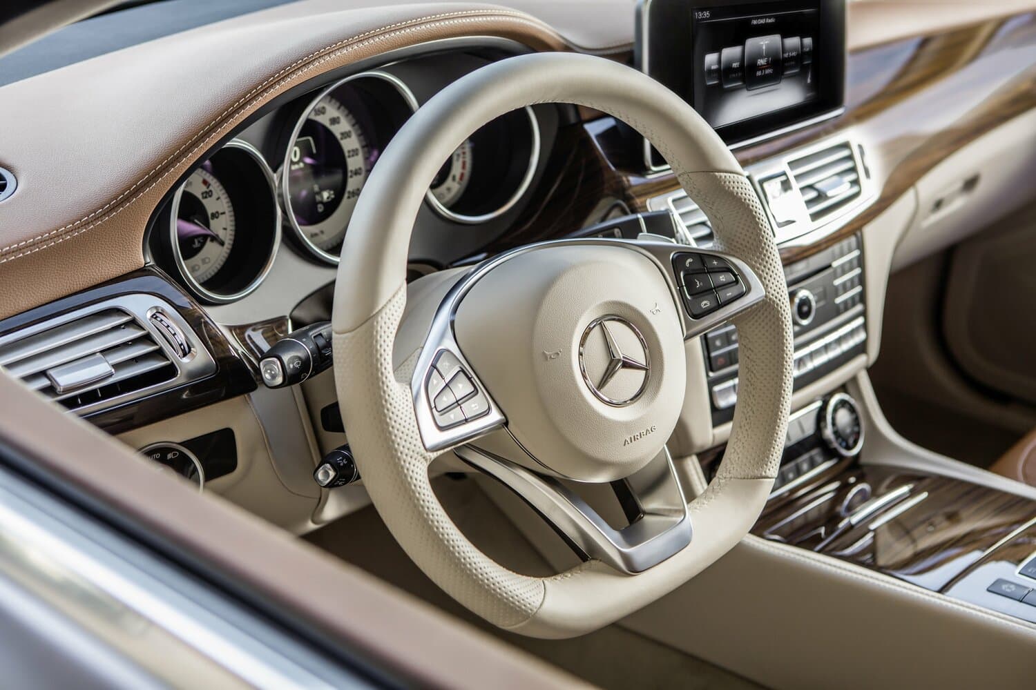 Mercedes-Benz CLS II (C218) Рестайлинг Универсал 5 дв., фото 7