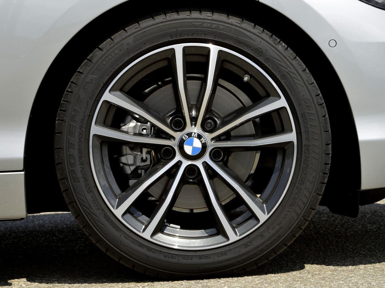 BMW 1 series II (F20/F21) Рестайлинг Хэтчбек 3 дв., фото 17